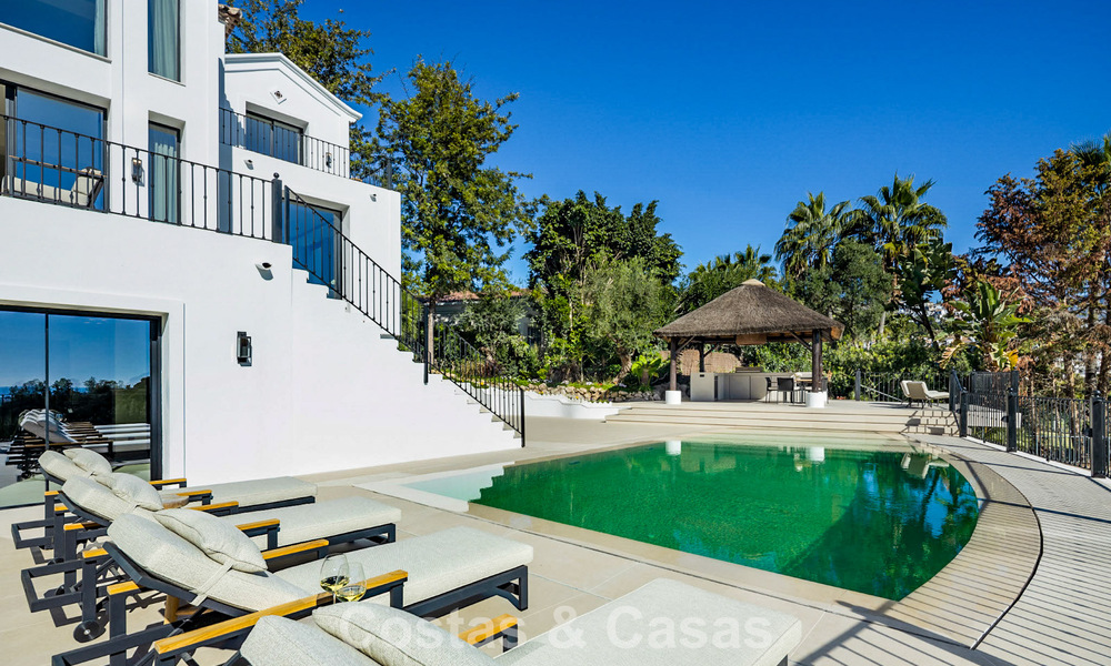 Luxury class villa for sale front-line golf with panoramic views in Marbella - Benahavís 791611