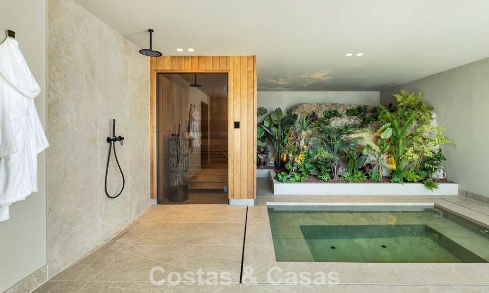 Luxury class villa for sale front-line golf with panoramic views in Marbella - Benahavís 791614