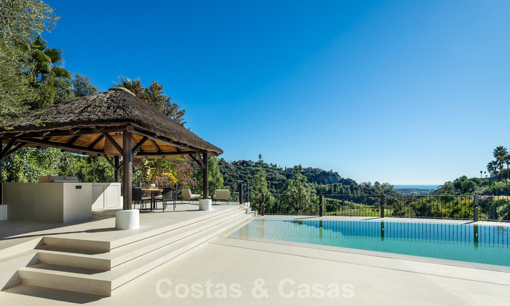 Luxury class villa for sale front-line golf with panoramic views in Marbella - Benahavís 791615