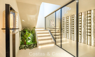 Luxury class villa for sale front-line golf with panoramic views in Marbella - Benahavís 791619 