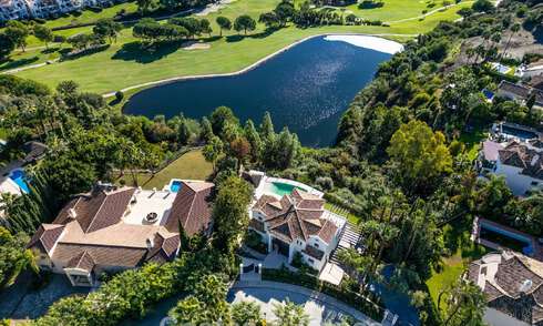 Luxury class villa for sale front-line golf with panoramic views in Marbella - Benahavís 791625