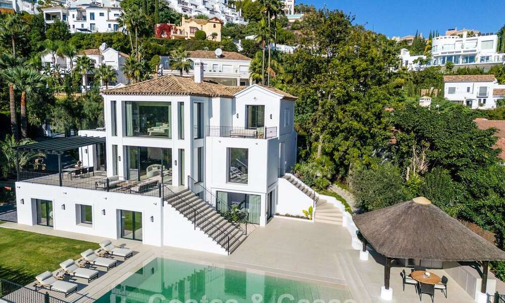 Luxury class villa for sale front-line golf with panoramic views in Marbella - Benahavís 791626