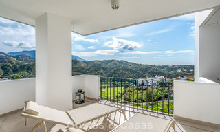 Move-in ready luxury apartment for sale with stunning views in a prestigious golf enclave of La Quinta, Benahavís - Marbella 791521 