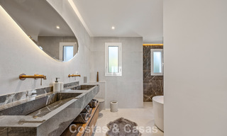 Move-in ready luxury apartment for sale with stunning views in a prestigious golf enclave of La Quinta, Benahavís - Marbella 791534 