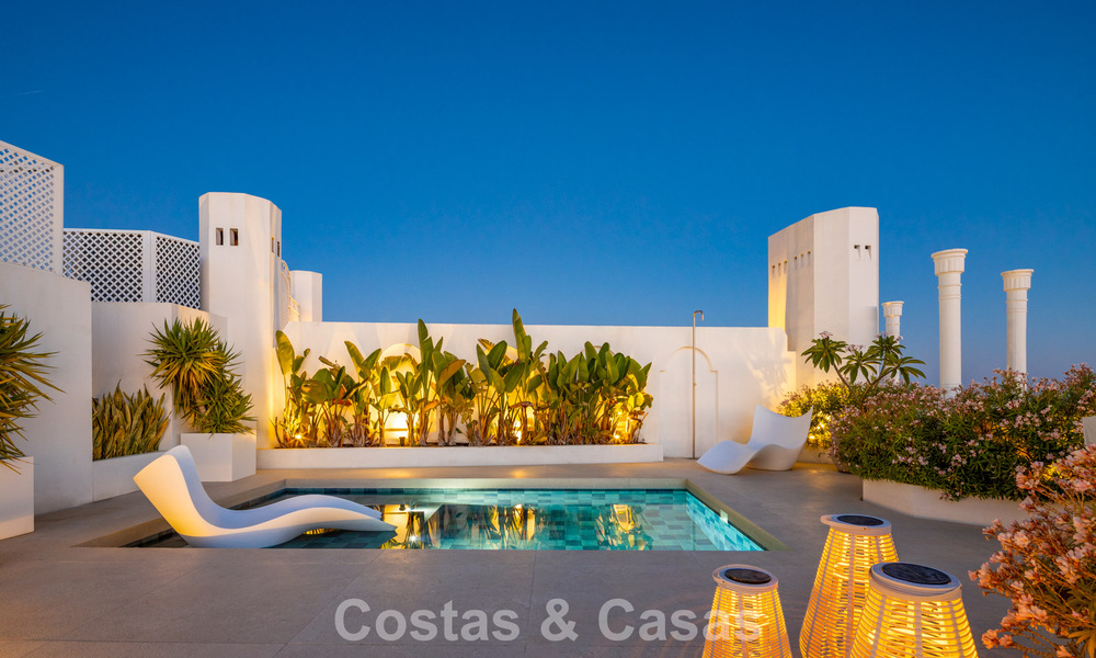 Exclusive duplex penthouse with private pool and panoramic sea views for sale on Marbella’s Golden Mile 791647