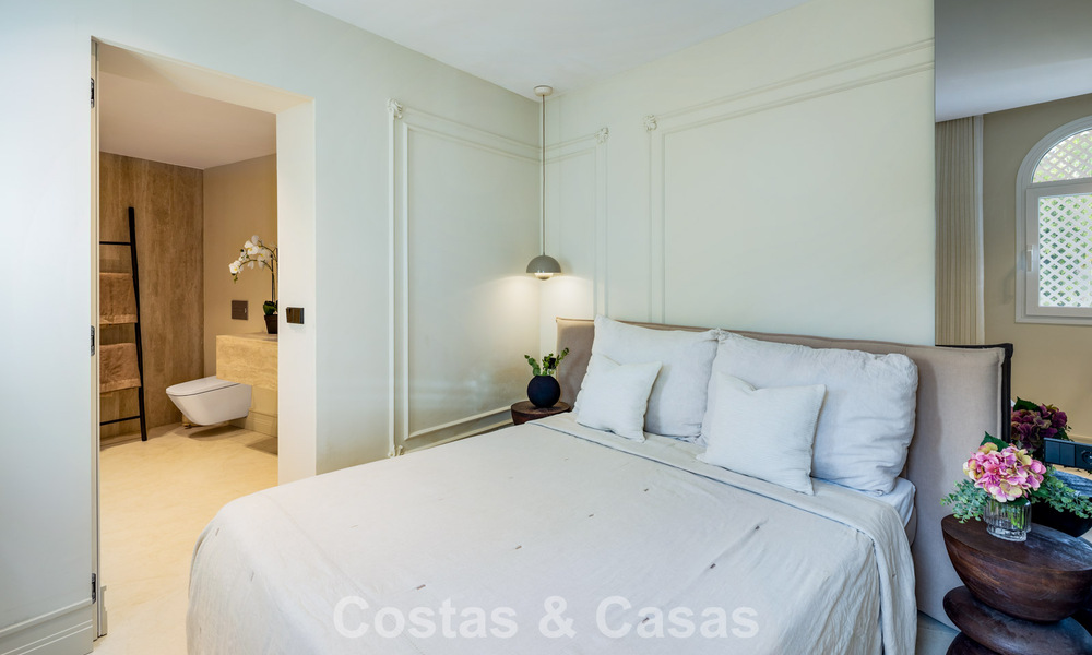 Exclusive duplex penthouse with private pool and panoramic sea views for sale on Marbella’s Golden Mile 791656