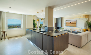 Exclusive duplex penthouse with private pool and panoramic sea views for sale on Marbella’s Golden Mile 791666 