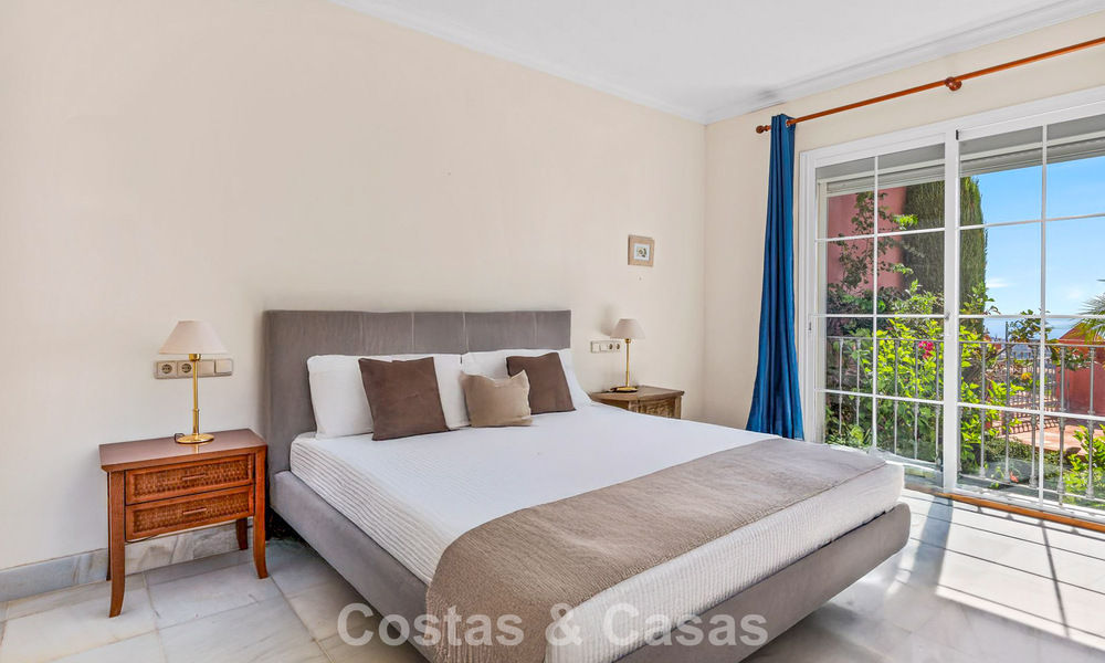 Move-in ready, spacious apartment with panoramic sea views for sale in Benahavís - Marbella 791745