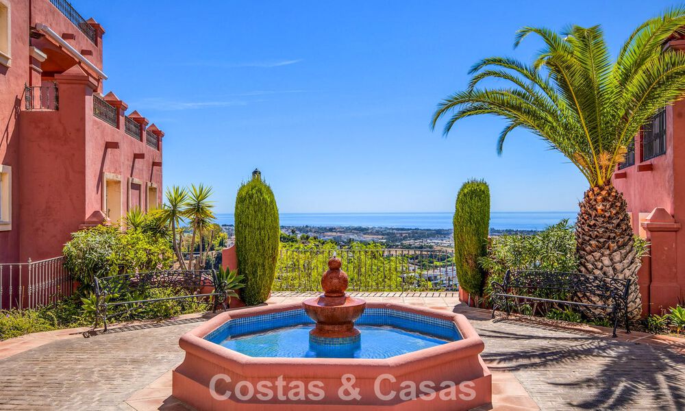 Move-in ready, spacious apartment with panoramic sea views for sale in Benahavís - Marbella 791752