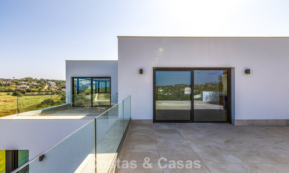 Brand-new luxury villa with advanced contemporary design for sale in Sotogrande Alto, Costa del Sol 791847