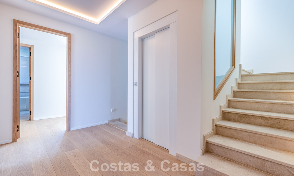 Brand-new luxury villa with advanced contemporary design for sale in Sotogrande Alto, Costa del Sol 791848