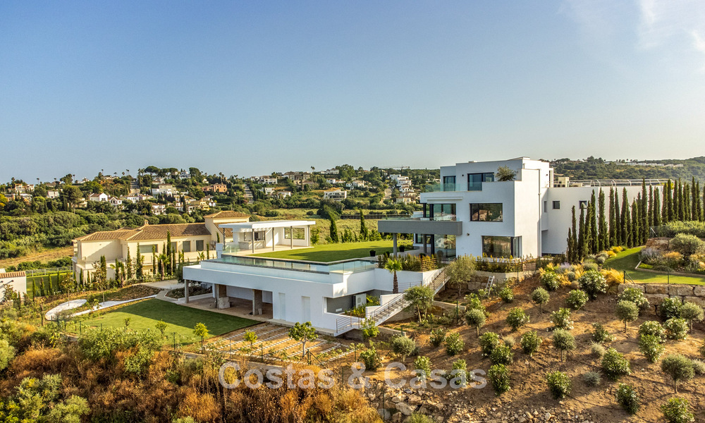 Brand-new luxury villa with advanced contemporary design for sale in Sotogrande Alto, Costa del Sol 791855