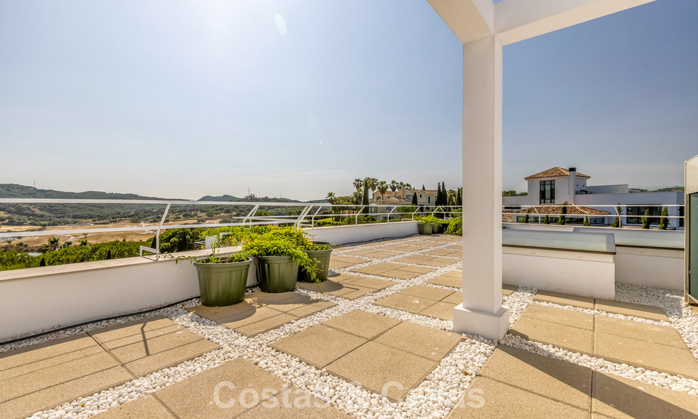 Brand-new luxury villa with advanced contemporary design for sale in Sotogrande Alto, Costa del Sol 791859