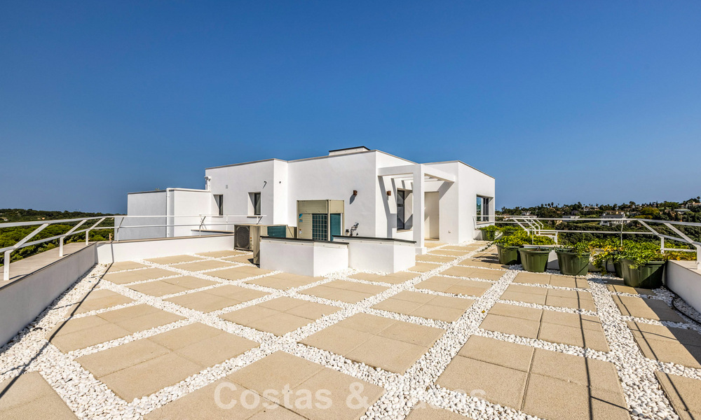 Brand-new luxury villa with advanced contemporary design for sale in Sotogrande Alto, Costa del Sol 791861