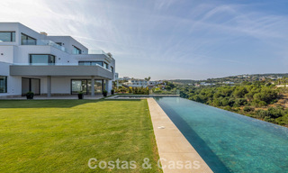 Brand-new luxury villa with advanced contemporary design for sale in Sotogrande Alto, Costa del Sol 791867 