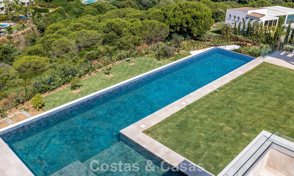Brand-new luxury villa with advanced contemporary design for sale in Sotogrande Alto, Costa del Sol 791874