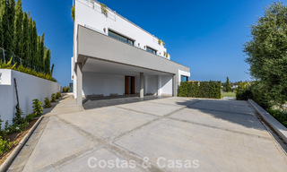 Brand-new luxury villa with advanced contemporary design for sale in Sotogrande Alto, Costa del Sol 791890 