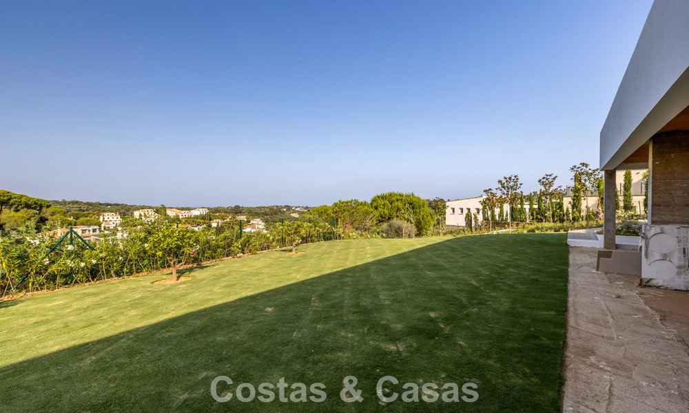 Brand-new luxury villa with advanced contemporary design for sale in Sotogrande Alto, Costa del Sol 791891