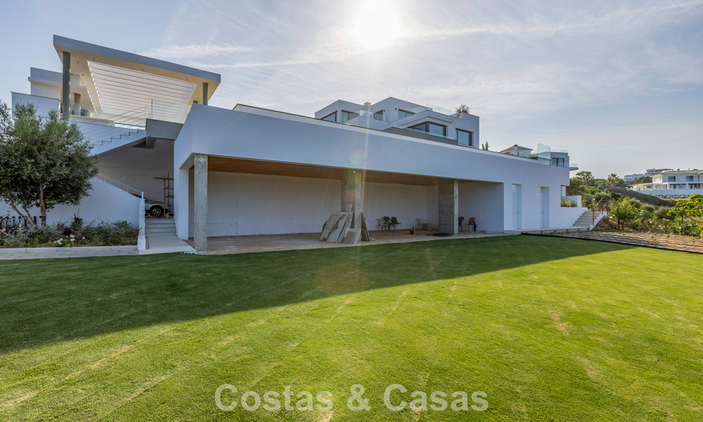 Brand-new luxury villa with advanced contemporary design for sale in Sotogrande Alto, Costa del Sol 791892