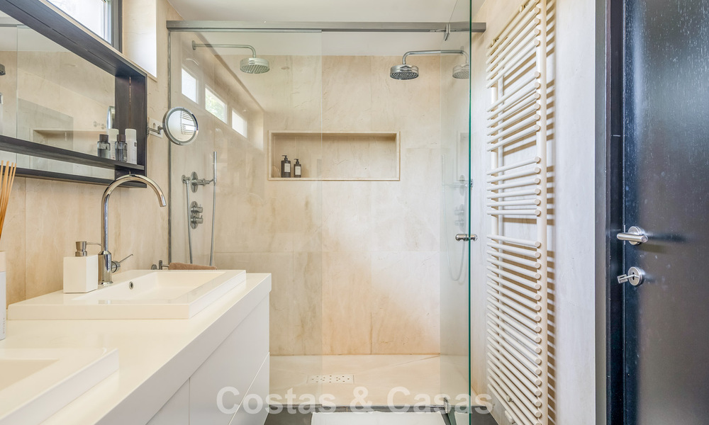 Move-in ready Mediterranean luxury villa with panoramic views for sale in Marbella - Benahavís 791906