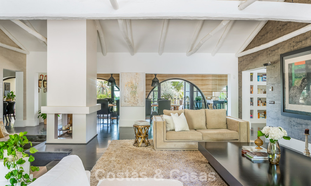 Move-in ready Mediterranean luxury villa with panoramic views for sale in Marbella - Benahavís 791913