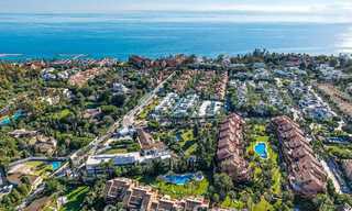Move-in ready apartment for sale in an exclusive beachside urbanisation between Puerto Banús and San Pedro, Marbella 792032 