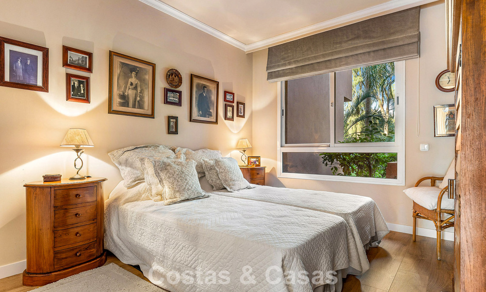 Move-in ready apartment for sale in an exclusive beachside urbanisation between Puerto Banús and San Pedro, Marbella 792043