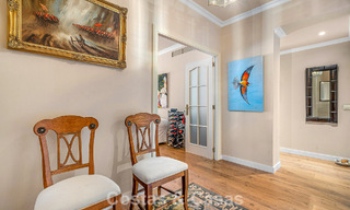 Move-in ready apartment for sale in an exclusive beachside urbanisation between Puerto Banús and San Pedro, Marbella 792045 