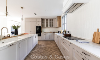 Luxuriously renovated classy villa for sale in a golf resort in Marbella - Benahavís 791989 