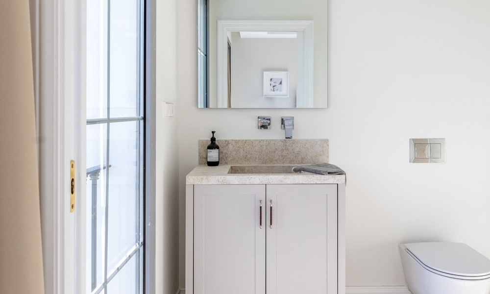 Luxuriously renovated classy villa for sale in a golf resort in Marbella - Benahavís 792002