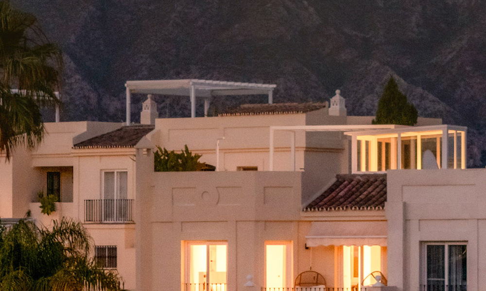 Elegant duplex penthouse with panoramic views for sale in La Quinta, Marbella - Benahavís 791941