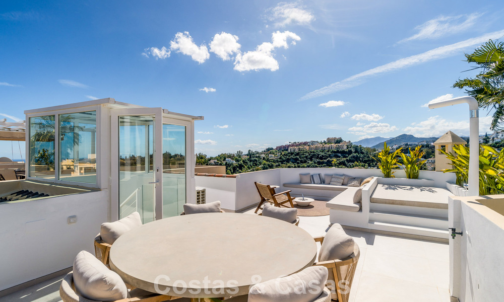 Elegant duplex penthouse with panoramic views for sale in La Quinta, Marbella - Benahavís 791947