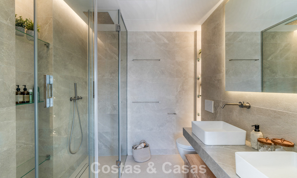 Elegant duplex penthouse with panoramic views for sale in La Quinta, Marbella - Benahavís 791950