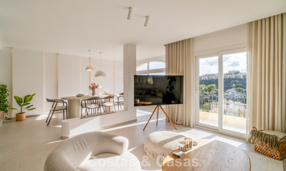 Elegant duplex penthouse with panoramic views for sale in La Quinta, Marbella - Benahavís 791968