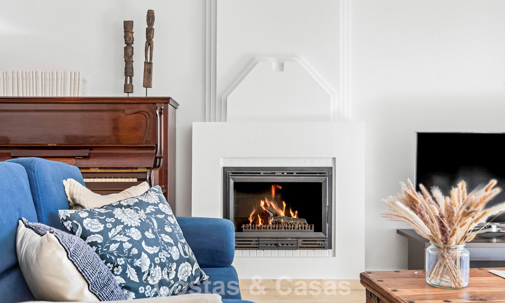 Very spacious garden apartment for sale in a beachfront complex on the New Golden Mile between Marbella and Estepona 792103