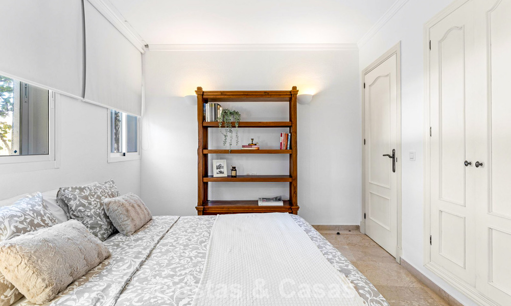 Very spacious garden apartment for sale in a beachfront complex on the New Golden Mile between Marbella and Estepona 792116