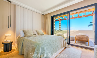 Contemporary renovated duplex penthouse with private pool and panoramic sea views in Nueva Andalucía, Marbella 792164 