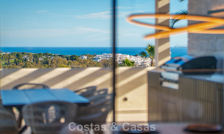 Contemporary renovated duplex penthouse with private pool and panoramic sea views in Nueva Andalucía, Marbella 792175 