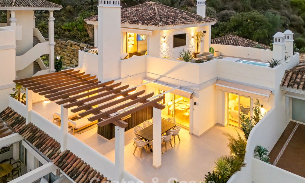 Contemporary renovated duplex penthouse with private pool and panoramic sea views in Nueva Andalucía, Marbella 792195