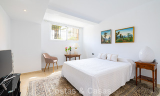 Elegant 4-bedroom corner townhouse for sale in a gated and secure community in Nueva Andalucía, Marbella 792236 
