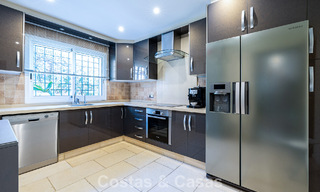 Elegant 4-bedroom corner townhouse for sale in a gated and secure community in Nueva Andalucía, Marbella 792258 