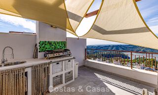 Modern penthouse for sale with panoramic views of the sea and Istán Lake, in the hills just above Marbella’s Golden Mile 792286 