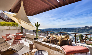 Modern penthouse for sale with panoramic views of the sea and Istán Lake, in the hills just above Marbella’s Golden Mile 792304 