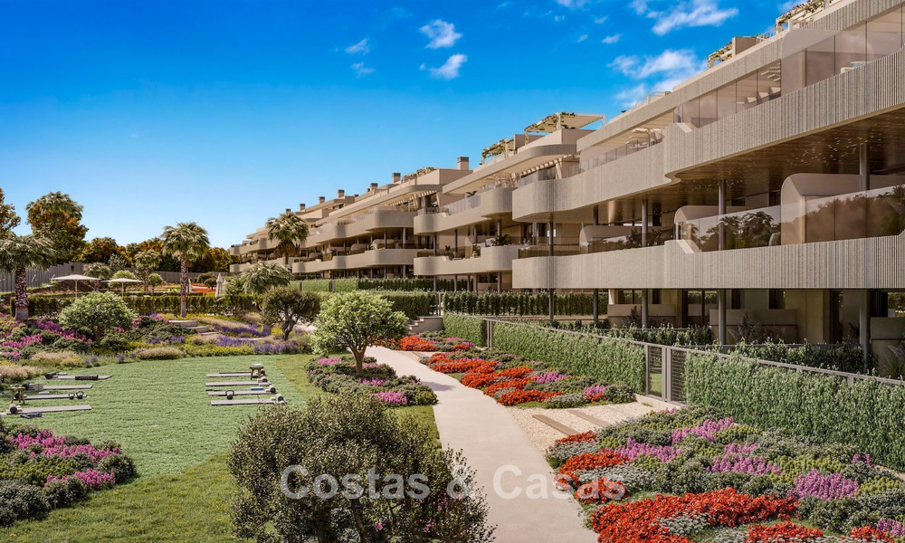 Exclusive off-plan apartments for sale in a modern golf development on the New Golden Mile between Marbella and Estepona 792341