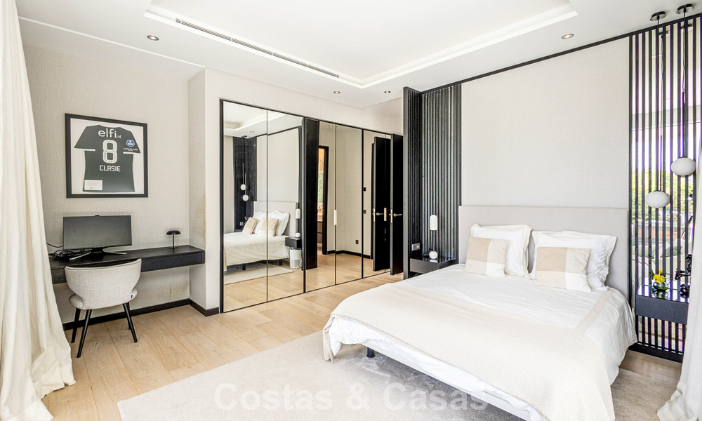 Move-in-ready, modern designer villa for sale within walking distance of the beach and amenities in Guadalmina Baja, Marbella 792371