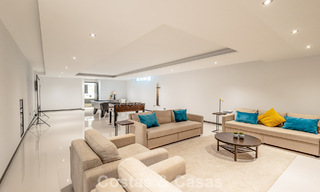 Move-in-ready, modern designer villa for sale within walking distance of the beach and amenities in Guadalmina Baja, Marbella 792372 