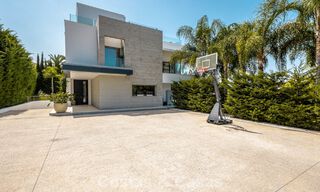 Move-in-ready, modern designer villa for sale within walking distance of the beach and amenities in Guadalmina Baja, Marbella 792375 