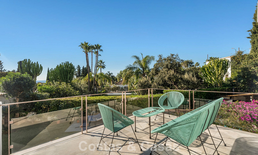 Beautifully renovated luxury villa with timeless Andalusian architecture for sale on the East side of Marbella 792399