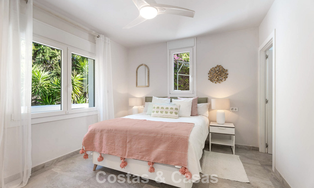 Beautifully renovated luxury villa with timeless Andalusian architecture for sale on the East side of Marbella 792407