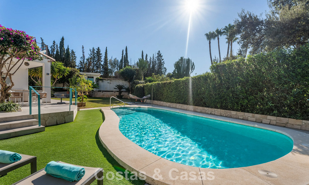 Beautifully renovated luxury villa with timeless Andalusian architecture for sale on the East side of Marbella 792423